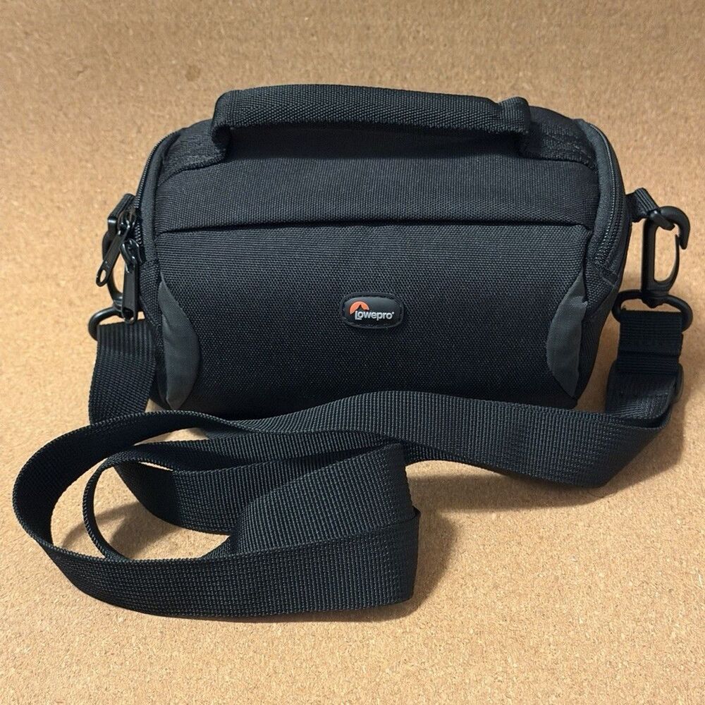 Lowepro Format 110 Black Padded Nylon Carry/Shoulder Bag for Compact Camera